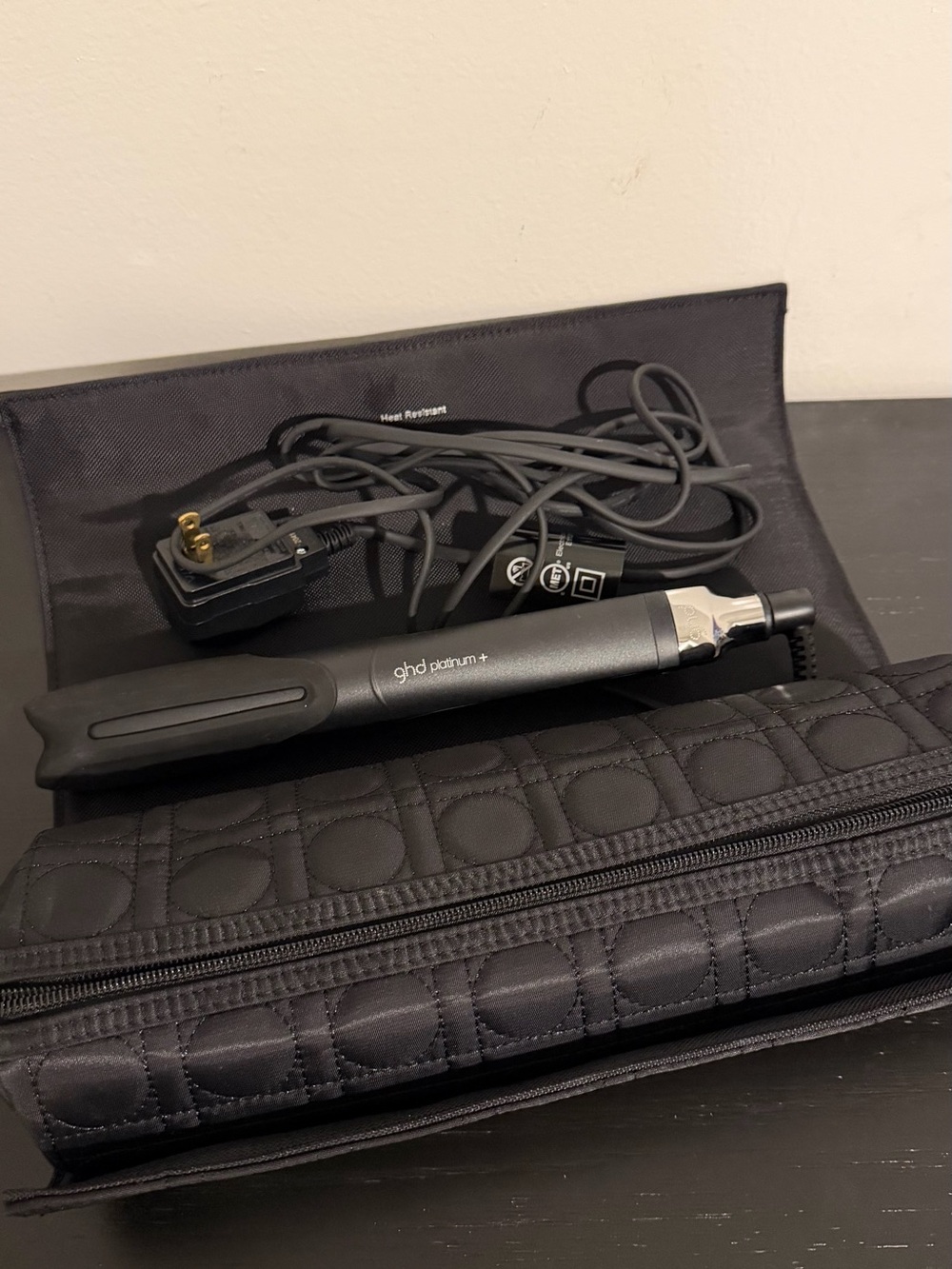 GHD Platinum+ Professional 1” Smart Styler Black – Like New